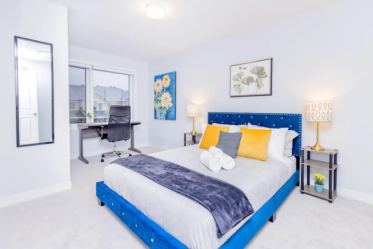 Near Dt Ottawa - Contemporary 3Br Townhouseヴィラ 別荘